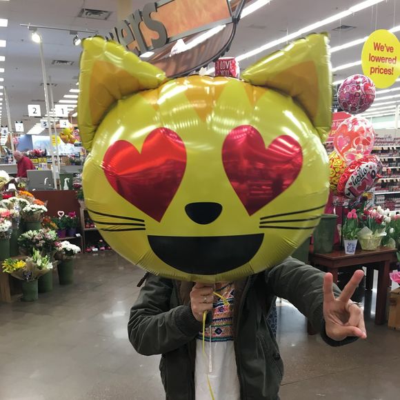 Meet your Posher, Aline - Picture 1 of 1